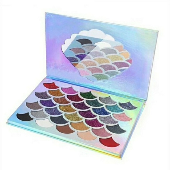 Other - NEW Mermaid eyeshadow palette